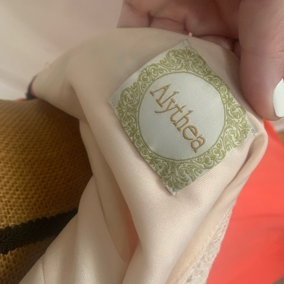 Alythea High-low Sleeveless Dress - Picture 7 of 12